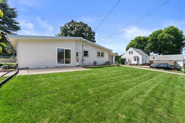 9414 W Oklahoma AVENUE, West Allis, WI 53227