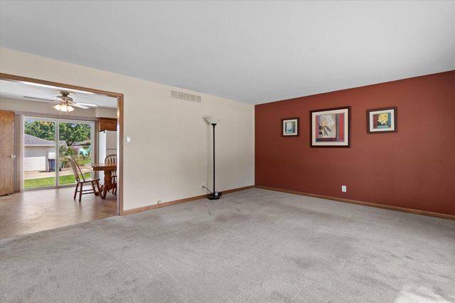 9414 W Oklahoma AVENUE, West Allis, WI 53227