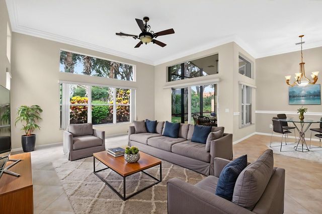 6812 Belmont Shore Drive, Delray Beach, FL 33446
