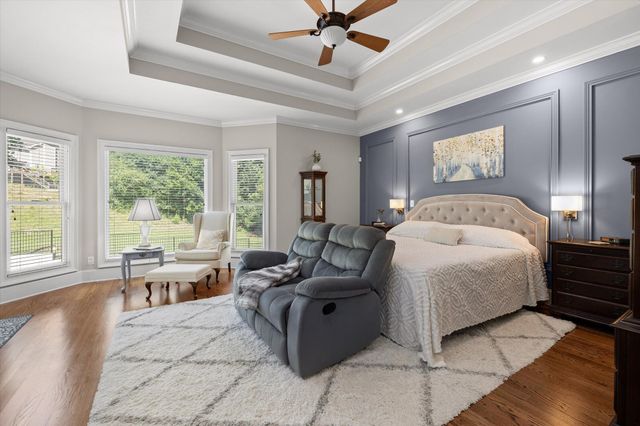 2023 River Bluff Drive, Hixson, TN 37343