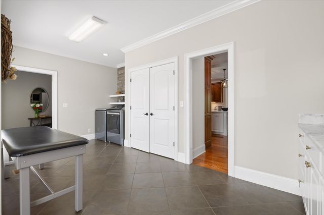 2023 River Bluff Drive, Hixson, TN 37343