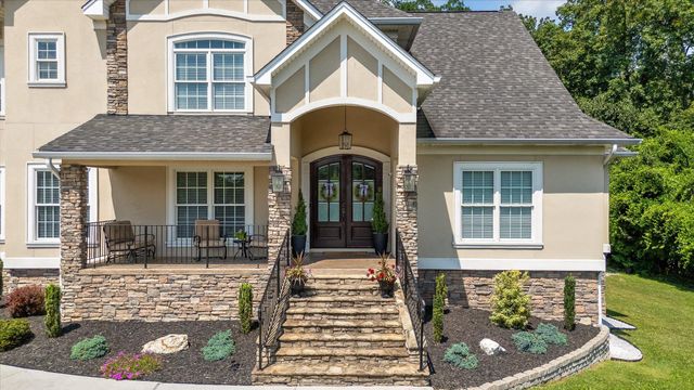 2023 River Bluff Drive, Hixson, TN 37343