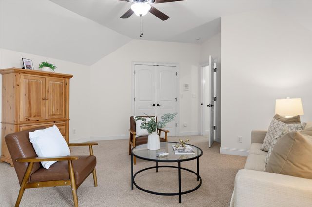 2023 River Bluff Drive, Hixson, TN 37343