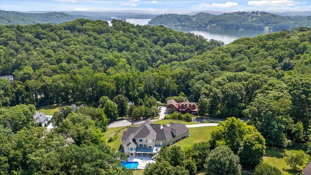 2023 River Bluff Drive, Hixson, TN 37343