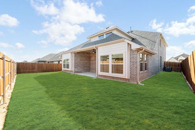 5520 Sweetwater Drive, Denton, TX 76226