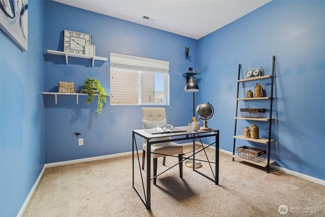 7305 183rd Street E, Puyallup, WA 98375