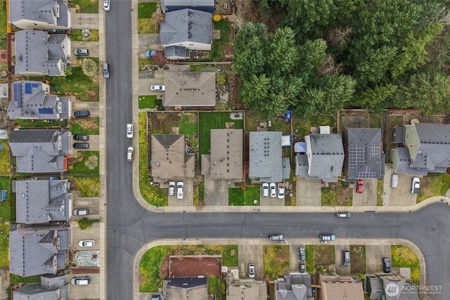 7305 183rd Street E, Puyallup, WA 98375