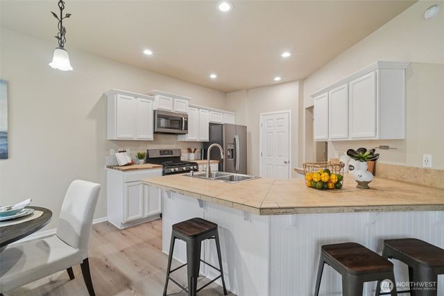 7305 183rd Street E, Puyallup, WA 98375