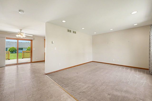 732 Sunflower Lane, Dyer, IN 46311