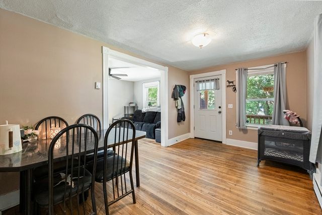 138 Charlton St, Southbridge, MA 01550