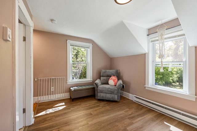 138 Charlton St, Southbridge, MA 01550