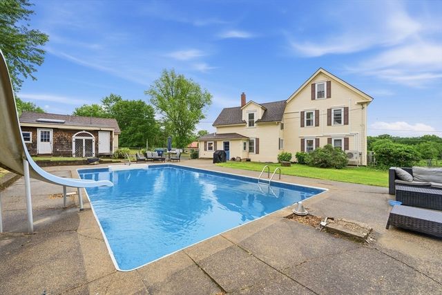 2 Mill St, Brookfield, MA 01506