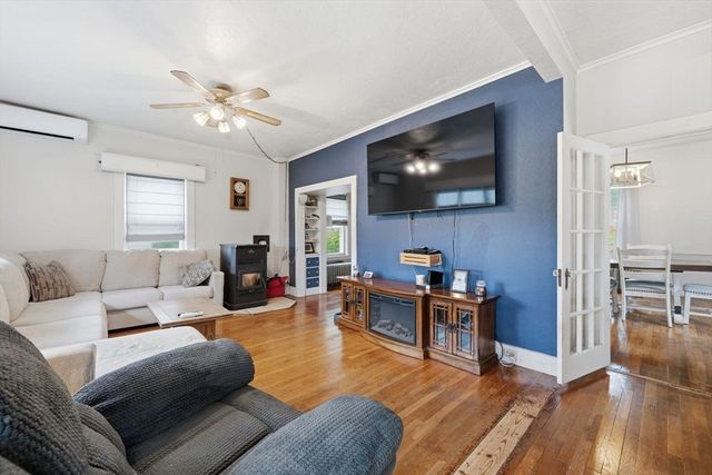 2 Mill St, Brookfield, MA 01506