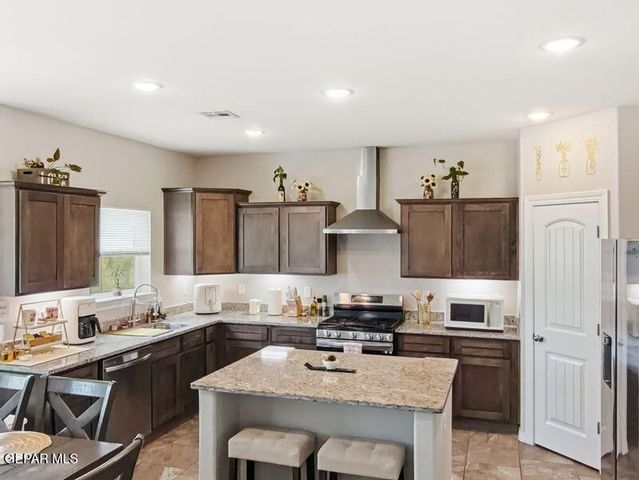 6625 LA PUESTA Drive, El Paso, TX 79932