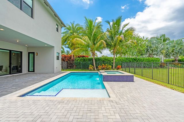 17117 Teton River Road Road, Boca Raton, FL 33496