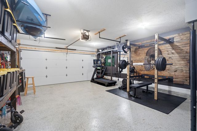 1871 Rains Rd, Clarksville, TN 37042