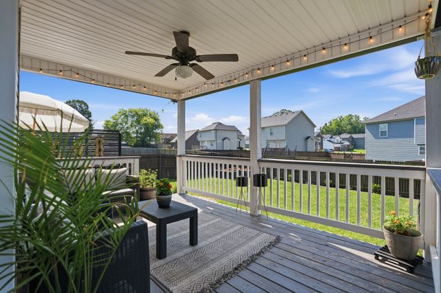 1871 Rains Rd, Clarksville, TN 37042