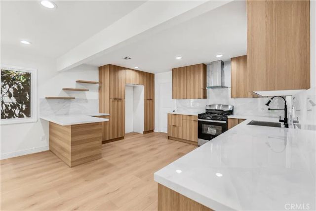 16900 Labrador Street, Northridge, CA 91343