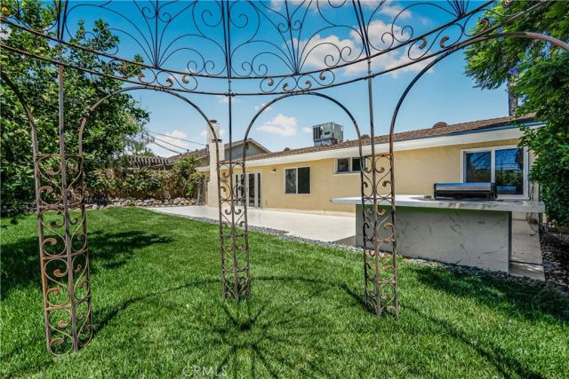 16900 Labrador Street, Northridge, CA 91343