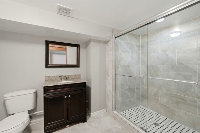 1343 Seabury Circle, Carol Stream, IL 60188