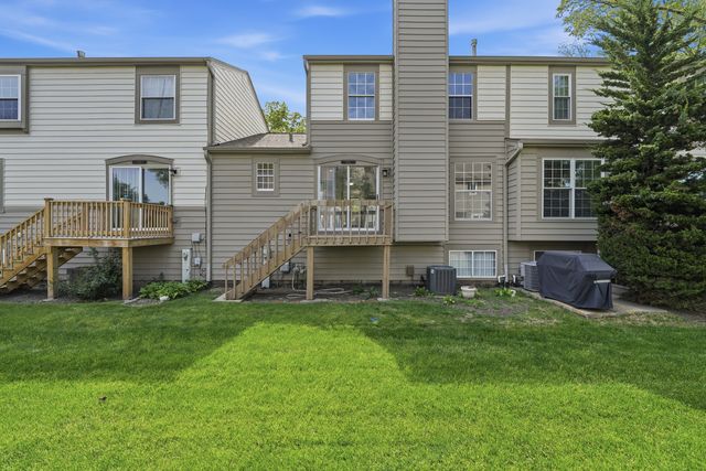 1343 Seabury Circle, Carol Stream, IL 60188