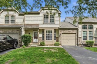 1343 Seabury Circle, Carol Stream, IL 60188
