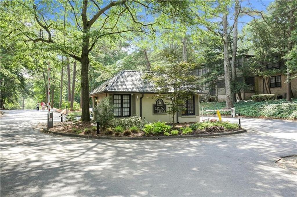Image 24 of property listing at 141 Maison NW Place, Atlanta, GA 30327
