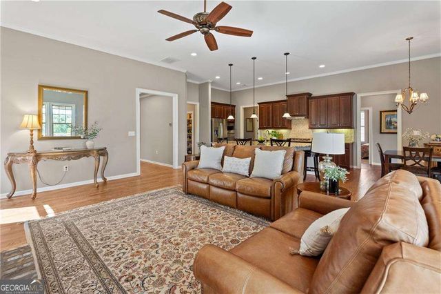 319 Laurel Lookout Hills, Canton, GA 30114