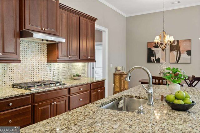 319 Laurel Lookout Hills, Canton, GA 30114