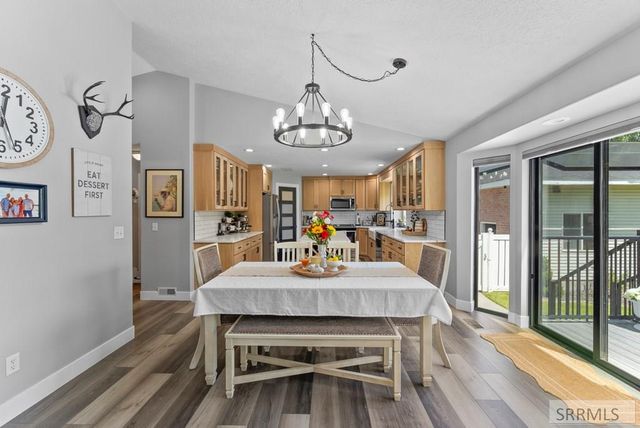 3835 S Taylorview Lane, Ammon, ID 83406