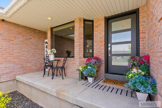 3835 S Taylorview Lane, Ammon, ID 83406