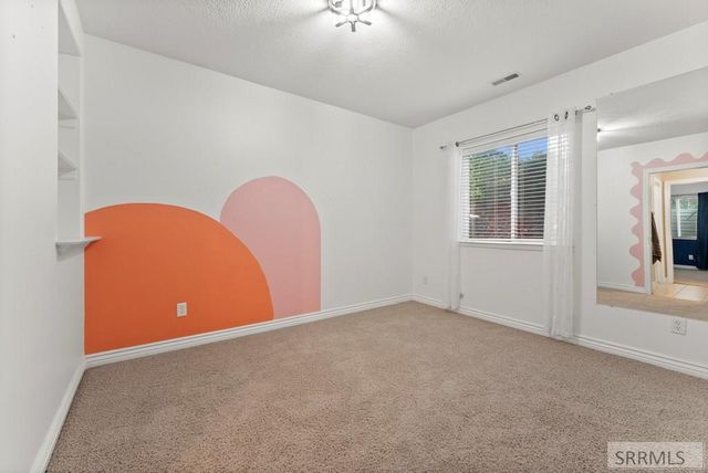 3835 S Taylorview Lane, Ammon, ID 83406
