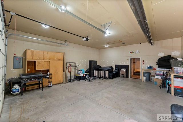 3835 S Taylorview Lane, Ammon, ID 83406