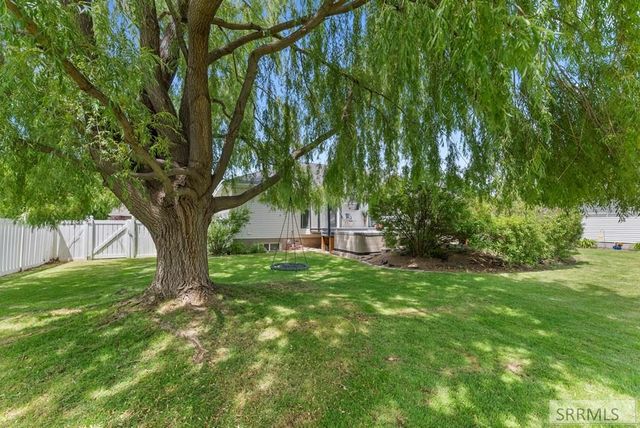 3835 S Taylorview Lane, Ammon, ID 83406