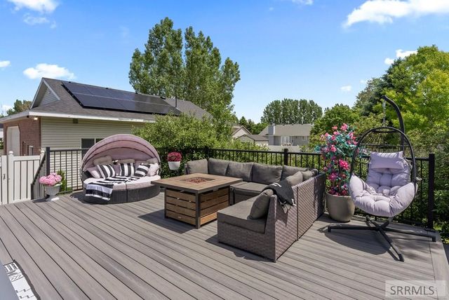 3835 S Taylorview Lane, Ammon, ID 83406