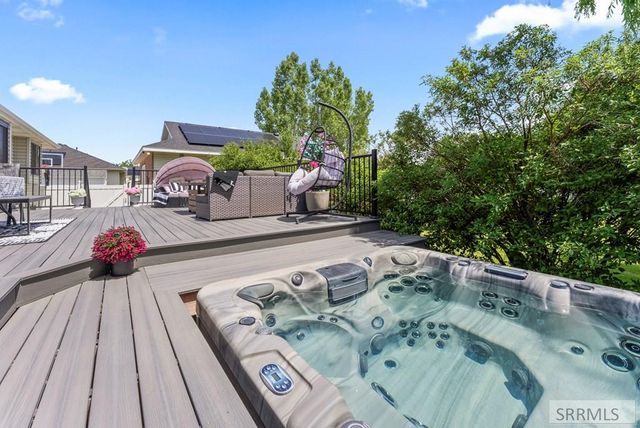 3835 S Taylorview Lane, Ammon, ID 83406
