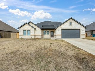 2301 Briarwood Drive, Bridgeport, TX 76426