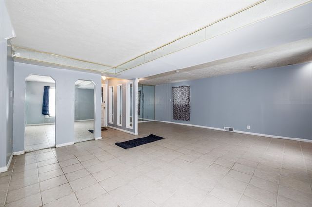 186 Gatewood Avenue, Gates, NY 14624