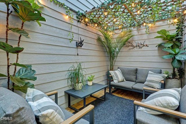 14380 Foothill 27, Los Angeles, CA 91342