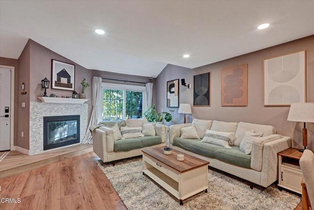 14380 Foothill 27, Los Angeles, CA 91342