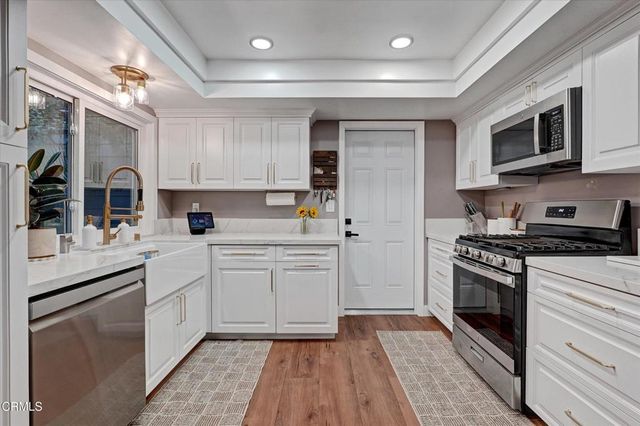 14380 Foothill 27, Los Angeles, CA 91342