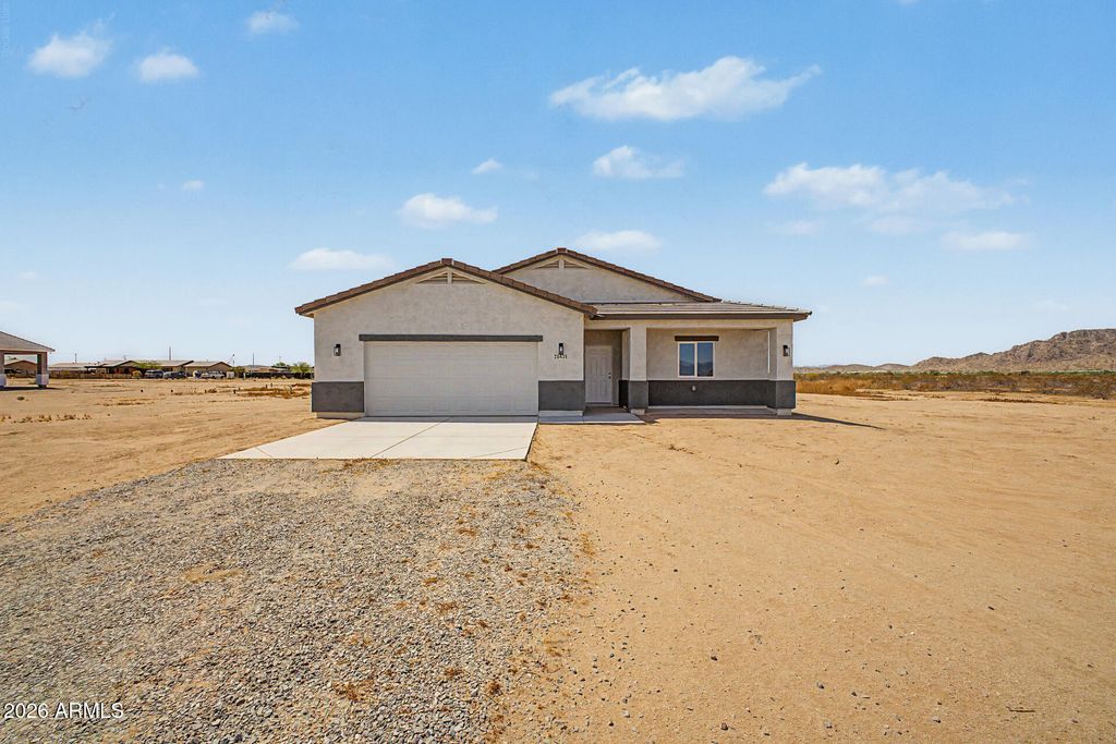 20435 W MOUNTAIN SAGE Drive, Buckeye, AZ 85326
