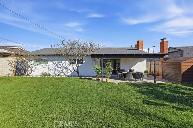 8282 Noble Circle, Huntington Beach, CA 92647