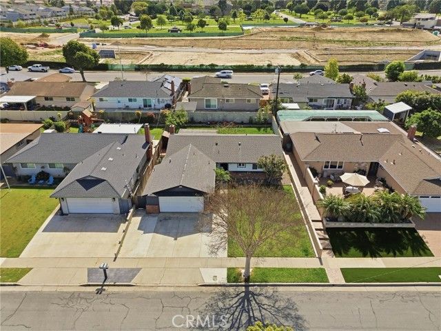 8282 Noble Circle, Huntington Beach, CA 92647