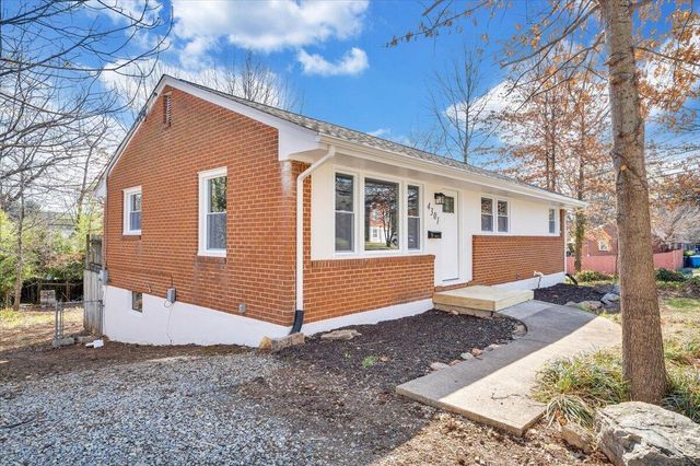 4301 Holmes ST, Roanoke, VA 24012