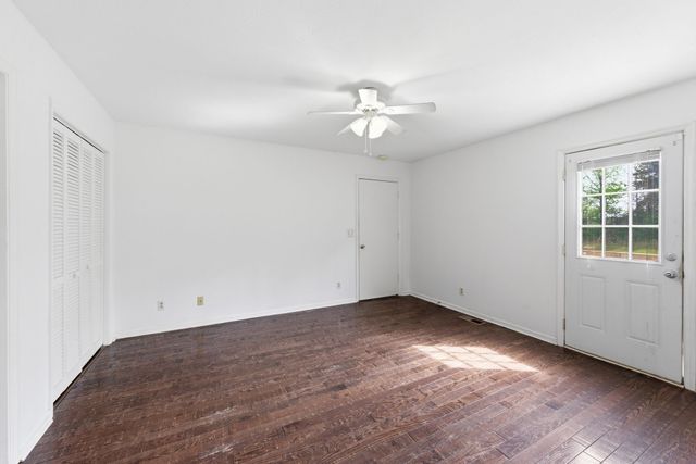 2636 Queen Anne Ct, Springfield, TN 37172
