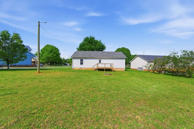 2636 Queen Anne Ct, Springfield, TN 37172
