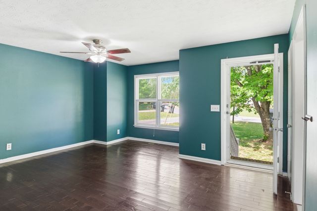 2636 Queen Anne Ct, Springfield, TN 37172