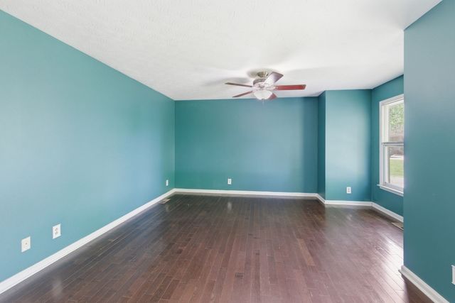 2636 Queen Anne Ct, Springfield, TN 37172