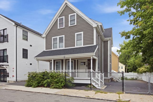 3 Oakhurst St, Boston, MA 02124